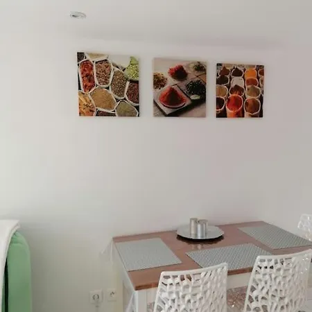Apartment La Petite Olly Meze