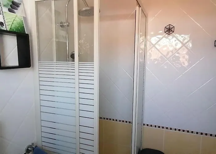 La Petite Olly Mèze